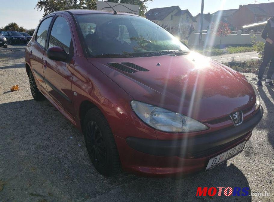 2003' Peugeot 206 206 1,4 Hdi photo #1