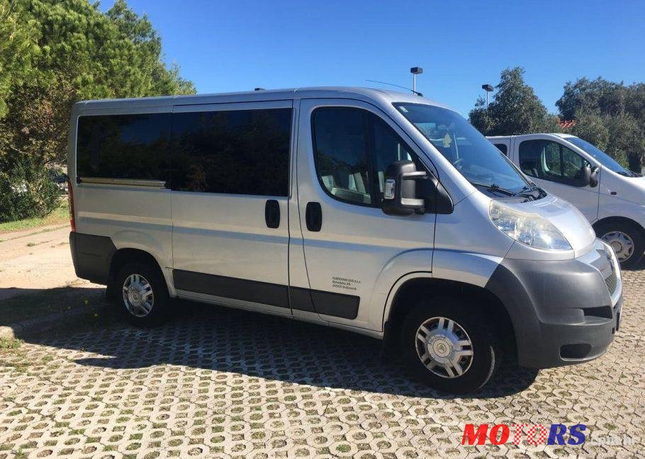 2011' Citroen Jumper 30 2,2 Hdi photo #2
