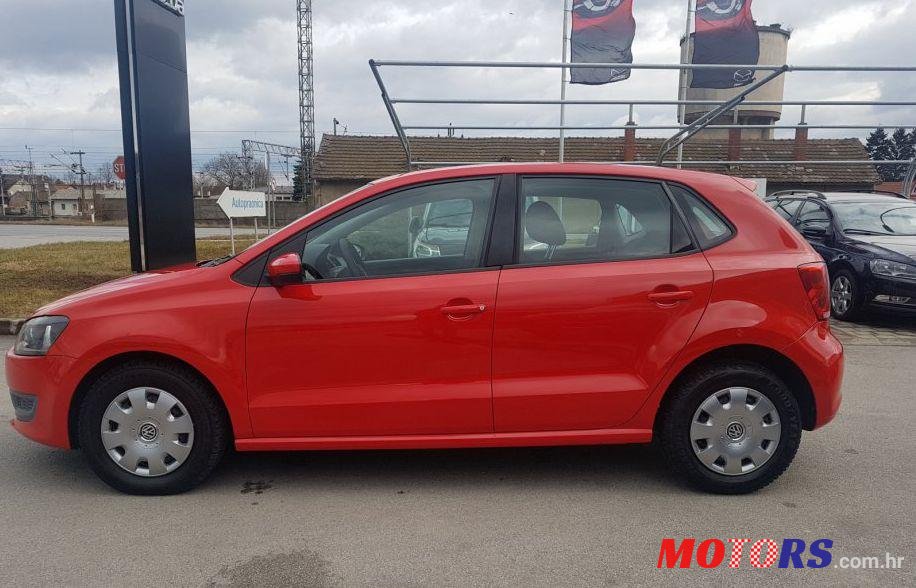 2010' Volkswagen Polo 1,6 Tdi photo #1