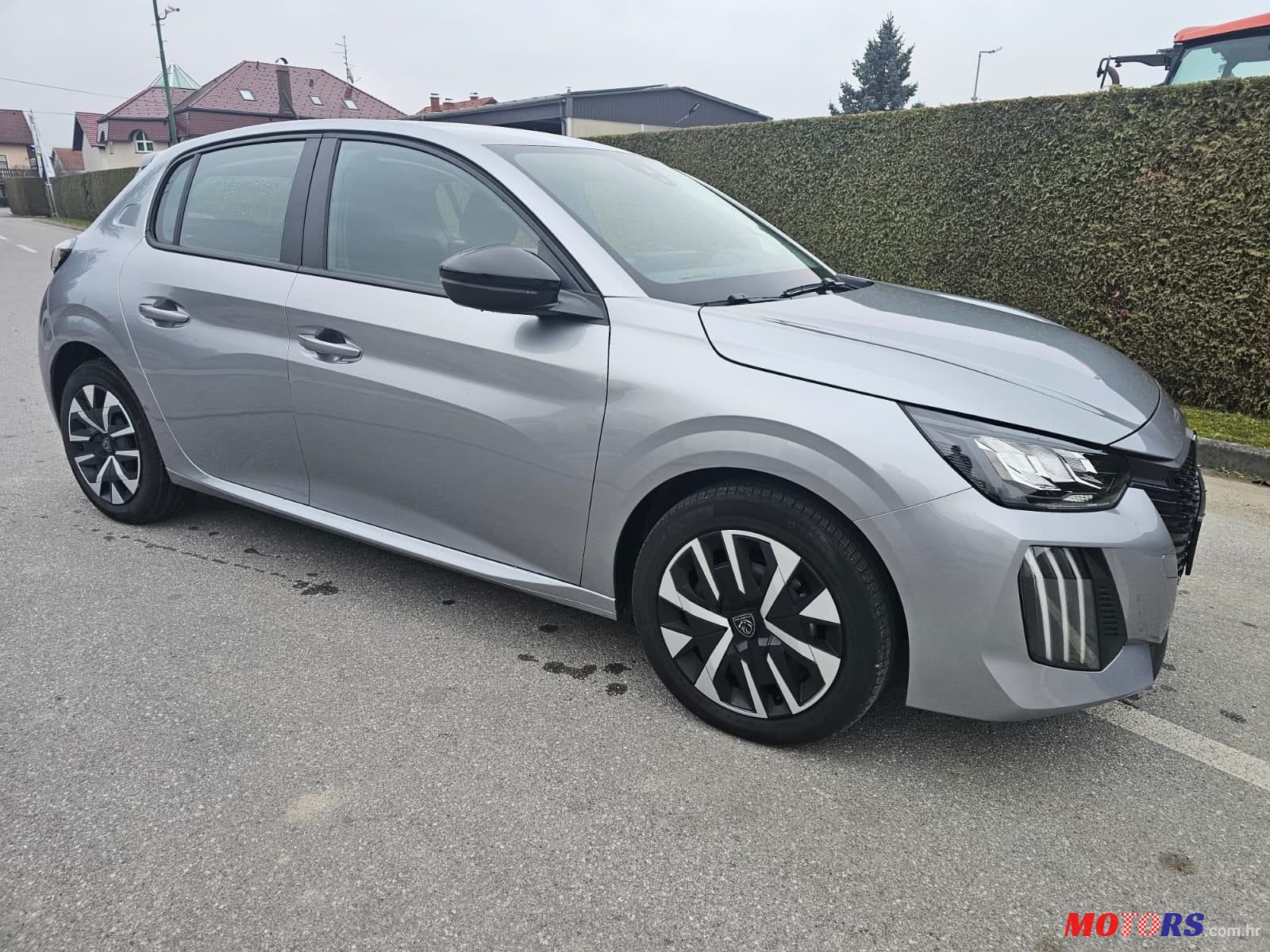 2024' Peugeot 208 1.2 photo #1