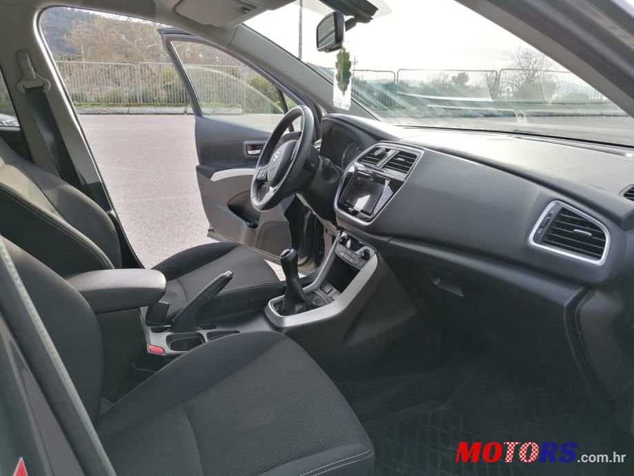 2019' Suzuki SX4 S-Cross 1,0 photo #6