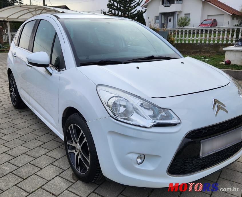 2011' Citroen C3 1,4 Hdi photo #2