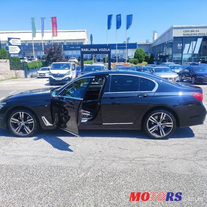 2018' BMW Serija 7 730Ld photo #4