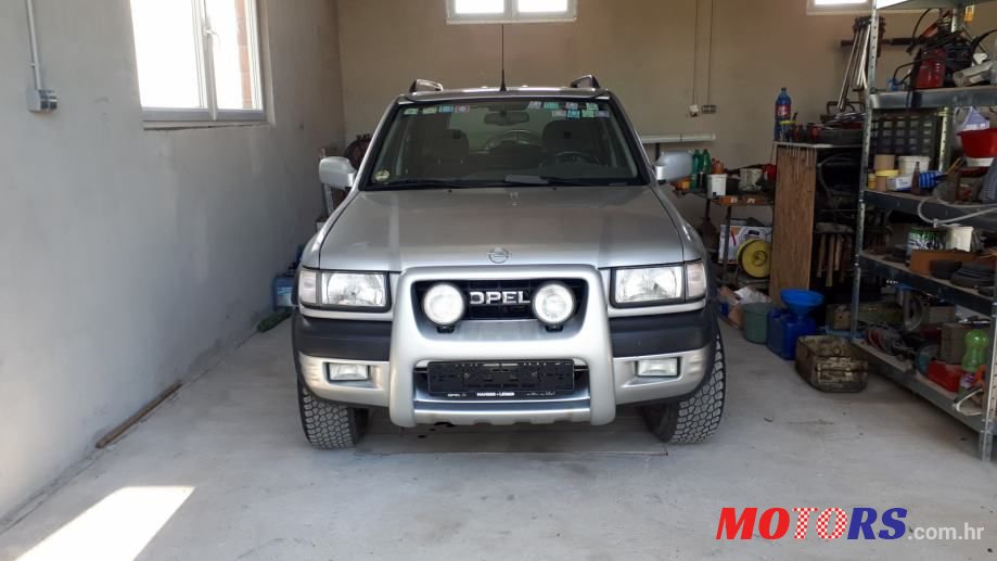 2000' Opel Frontera photo #3