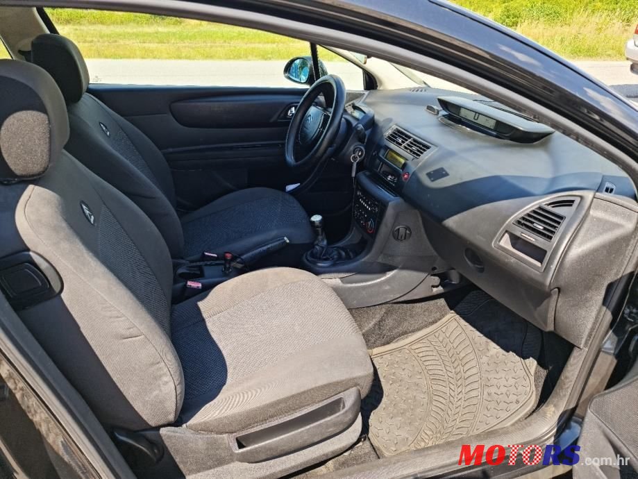 2005' Citroen C4 1,4 I 16V X photo #4