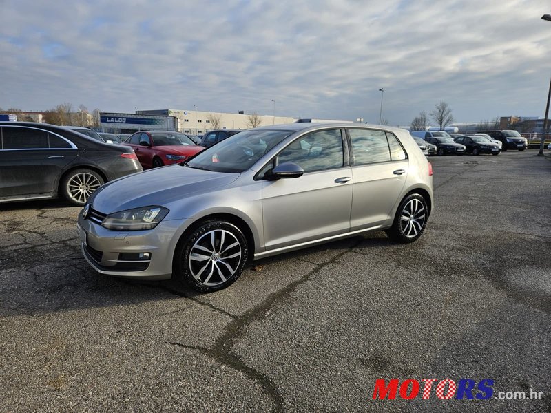 2013' Volkswagen Golf VII 2,0 Tdi Bmt photo #1