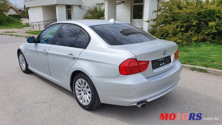 2009' BMW Serija 3 318D photo #4