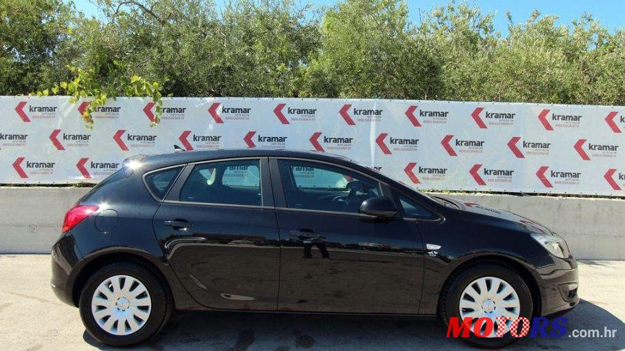 2015' Opel Astra 1,6 Cdti photo #1