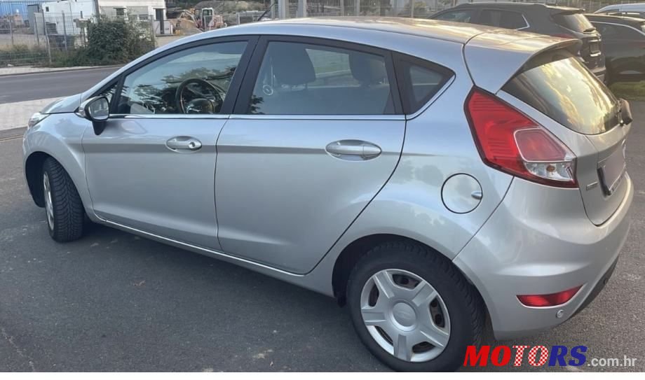 2013' Ford Fiesta Sport photo #4