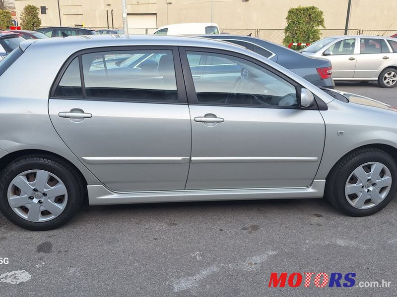 2005' Toyota Corolla 1.4 Vvt I Hb photo #4