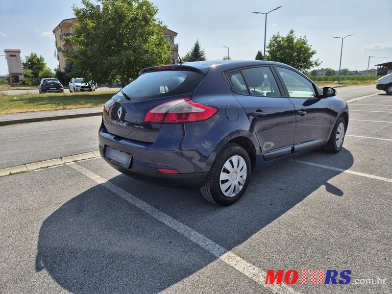 2010' Renault Megane 1,5 Dci Edc photo #3