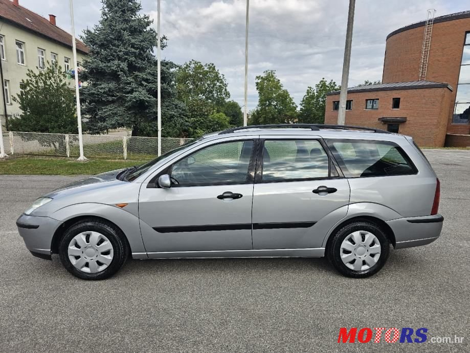 2005' Ford Focus Karavan photo #6