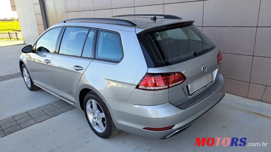 2018' Volkswagen Golf VII photo #3