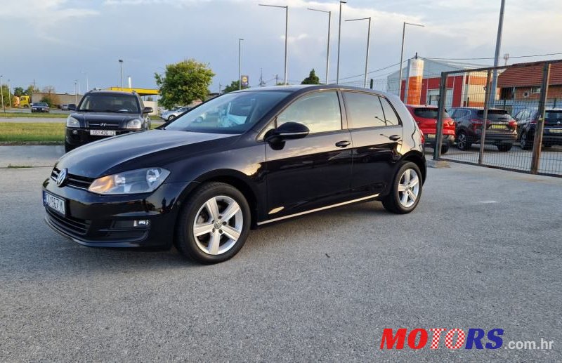 2013' Volkswagen Golf 7 1,6 Tdi Bmt photo #3