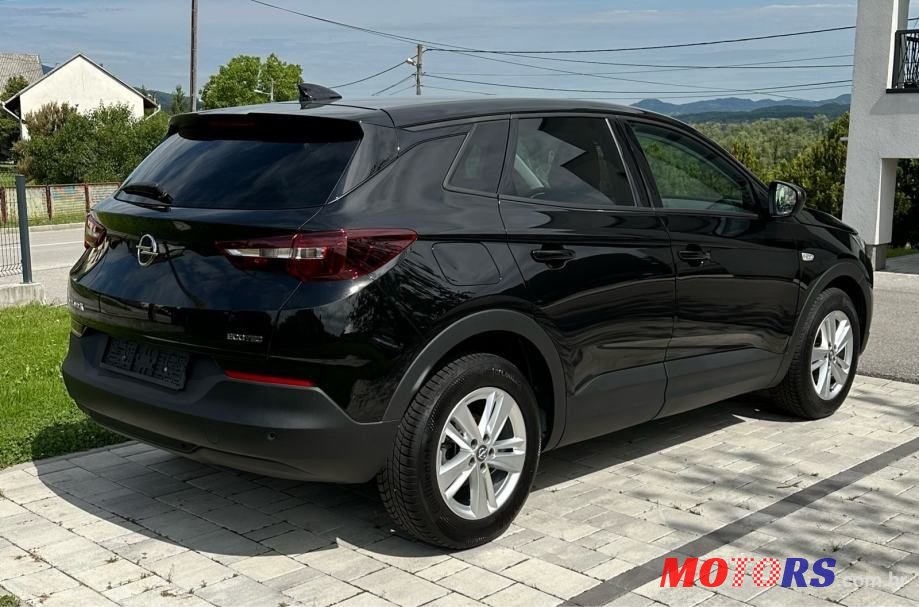 2020' Opel Grandland 1,2 Turbo photo #6
