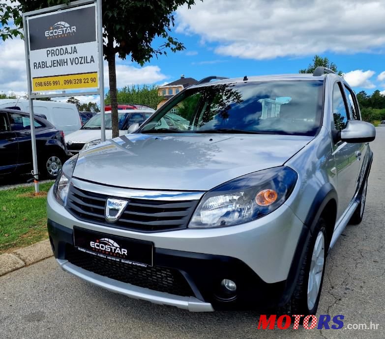 2010' Dacia Sandero 1,5 Dci photo #1