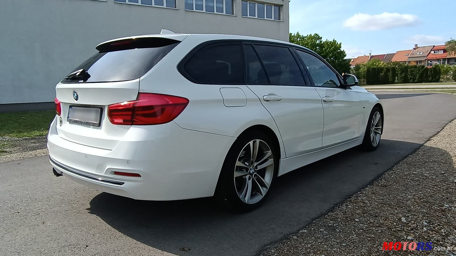 2016' BMW Serija 3 320D photo #5