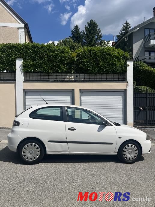 2009' SEAT Ibiza 1,2 photo #3