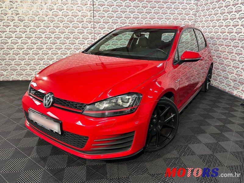 2013' Volkswagen Golf VII 2.0 Gti photo #1