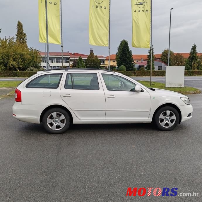 2011' Skoda Octavia 1,6 Tdi photo #6