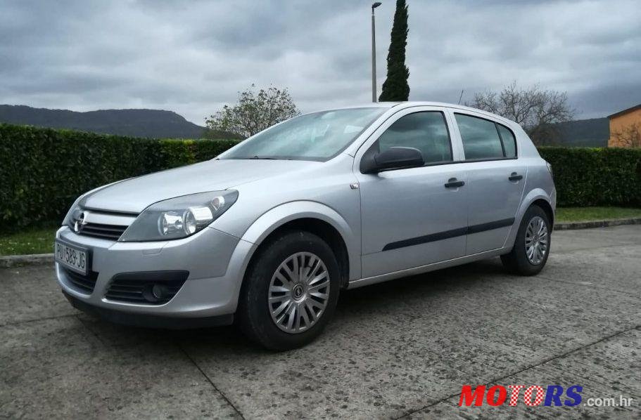2005' Opel Astra 1,4 photo #1