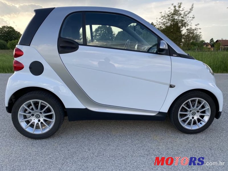 2010' Smart Fortwo photo #5