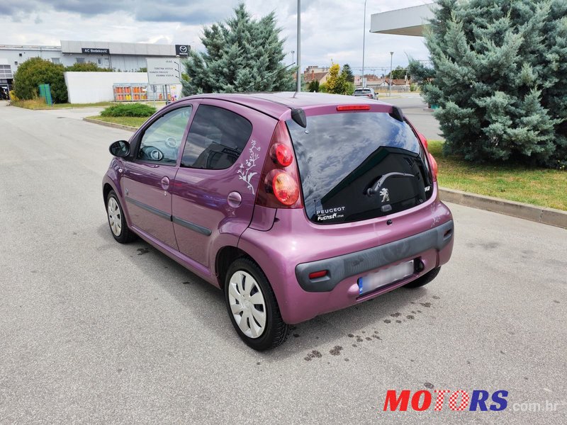 2012' Peugeot 107 1,0 photo #5