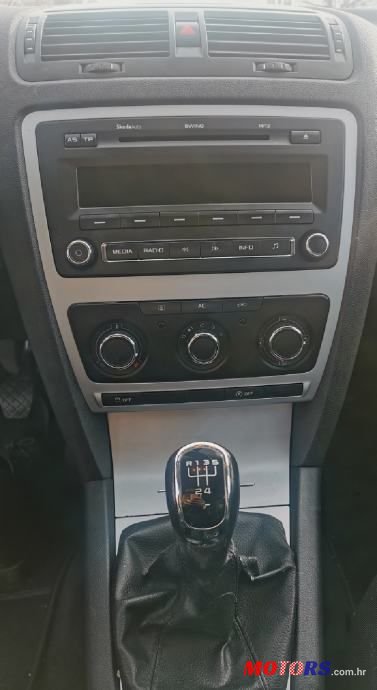 2011' Skoda Octavia 1,6 Tdi photo #4