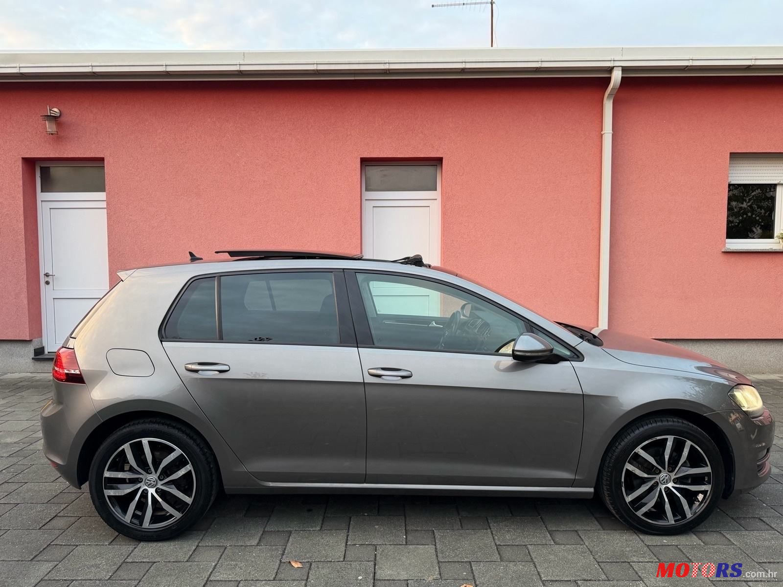 2016' Volkswagen Golf VII 2,0 Tdi Bmt photo #2