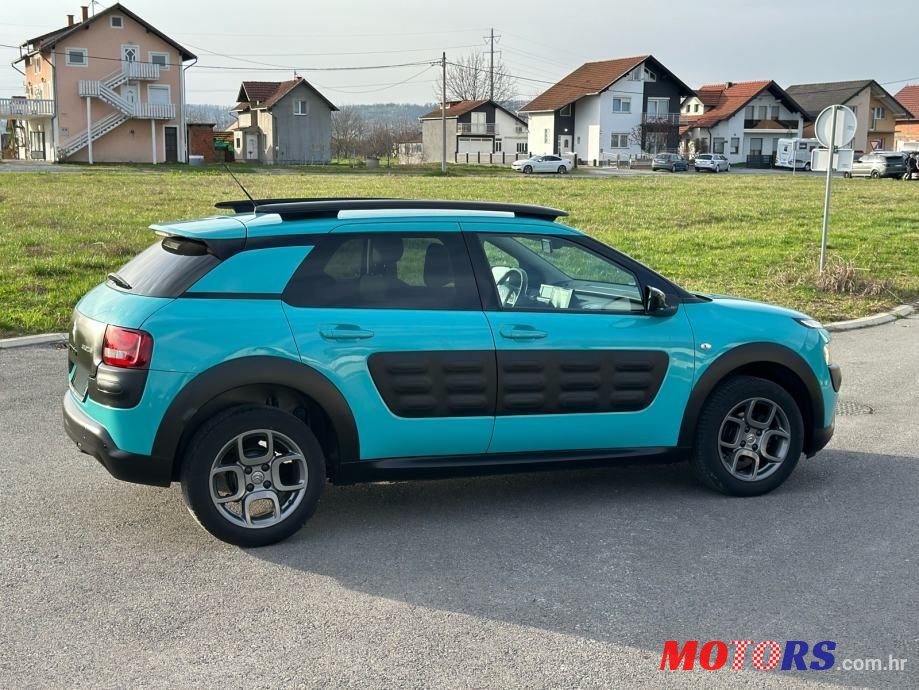 2014' Citroen C4 Cactus 1,2 Vti photo #4