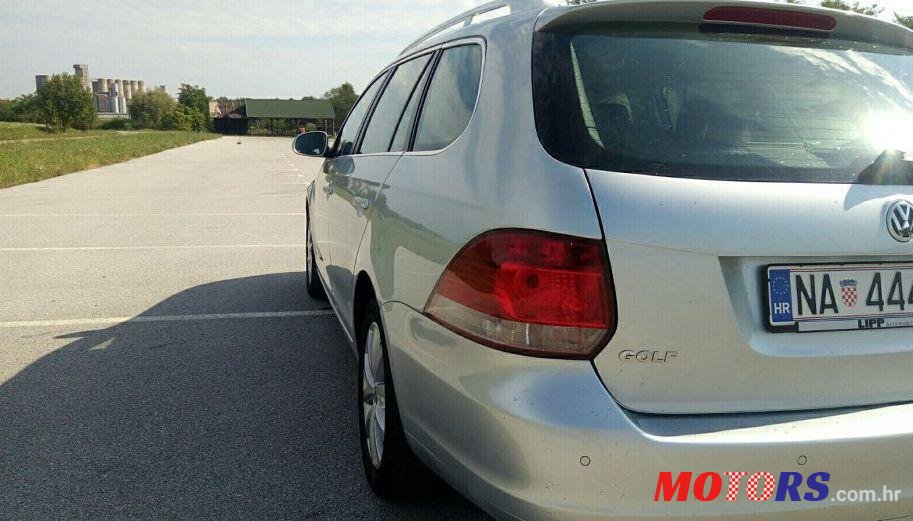 2011' Volkswagen Golf Vi Variant photo #3