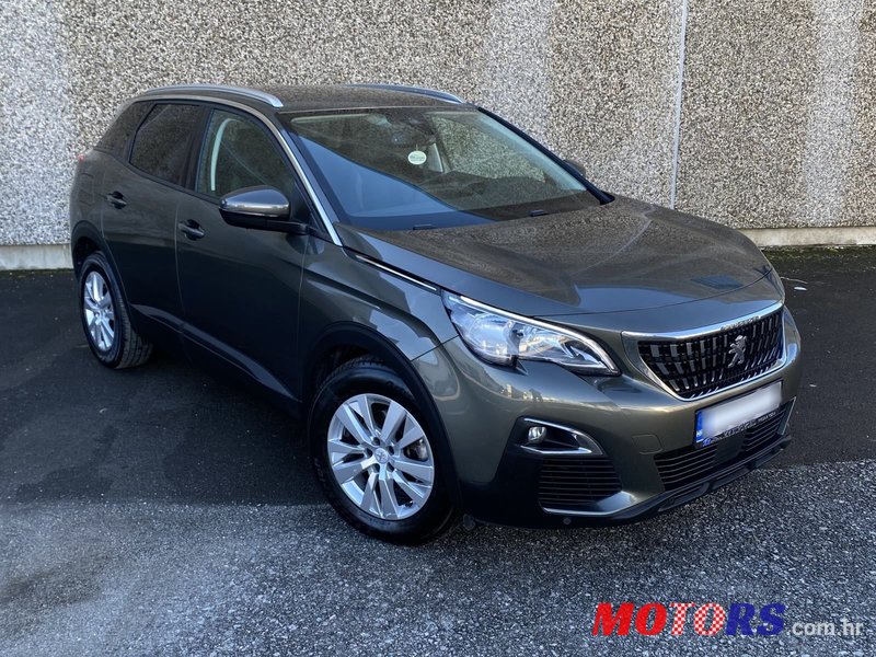 2020' Peugeot 3008 1,5 Bluehdi photo #3