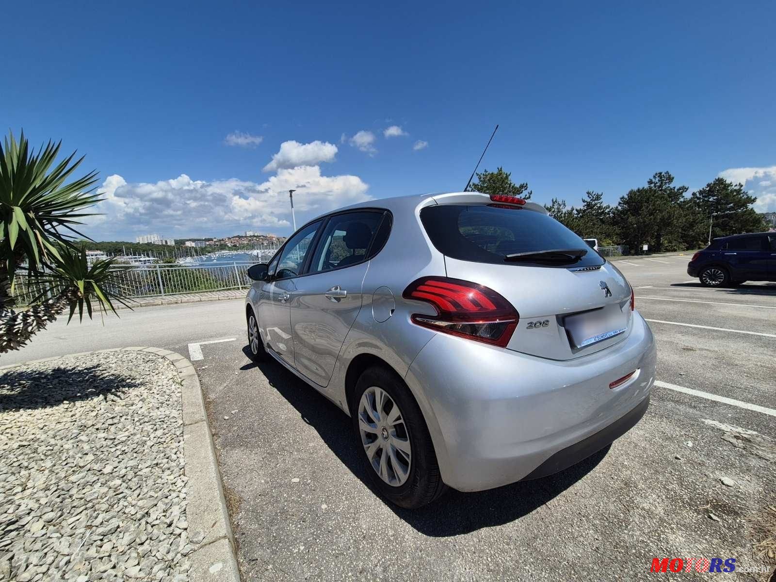 2016' Peugeot 208 1,2 Puretech photo #4