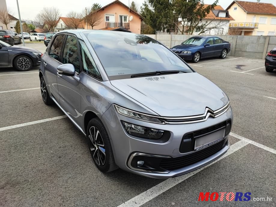 2017' Citroen C4 Picasso Bluehdi 120 photo #6