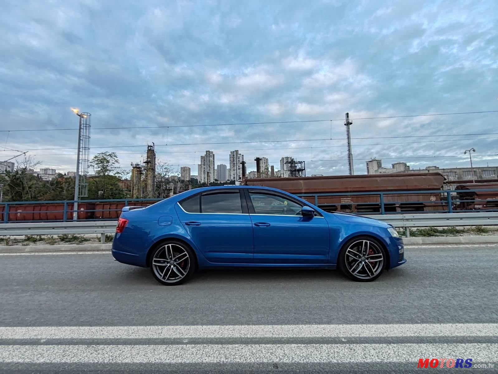 2014' Skoda Octavia Vrs Tdi 2.0 135Kw photo #5