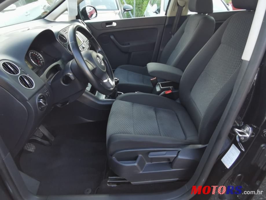 2010' Volkswagen Golf Plus 1,6 Tdi photo #5