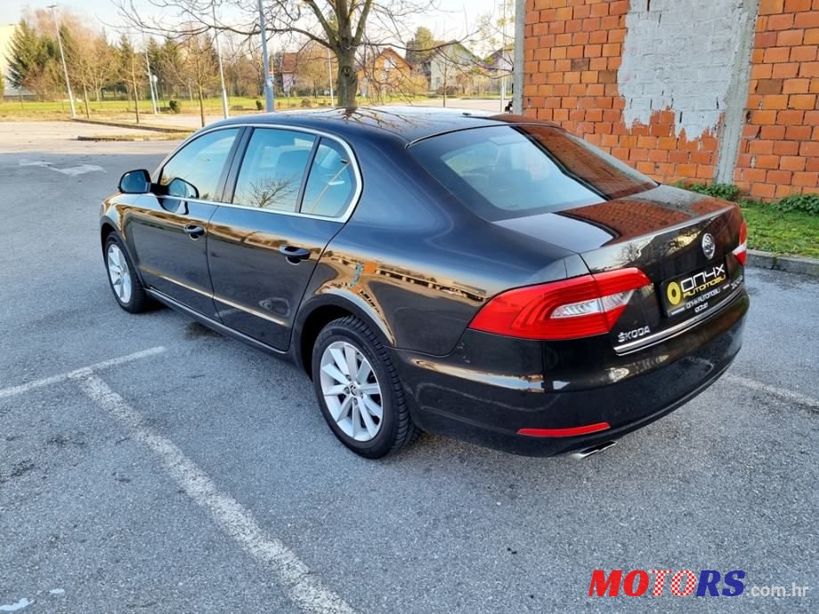 2014' Skoda Superb photo #5
