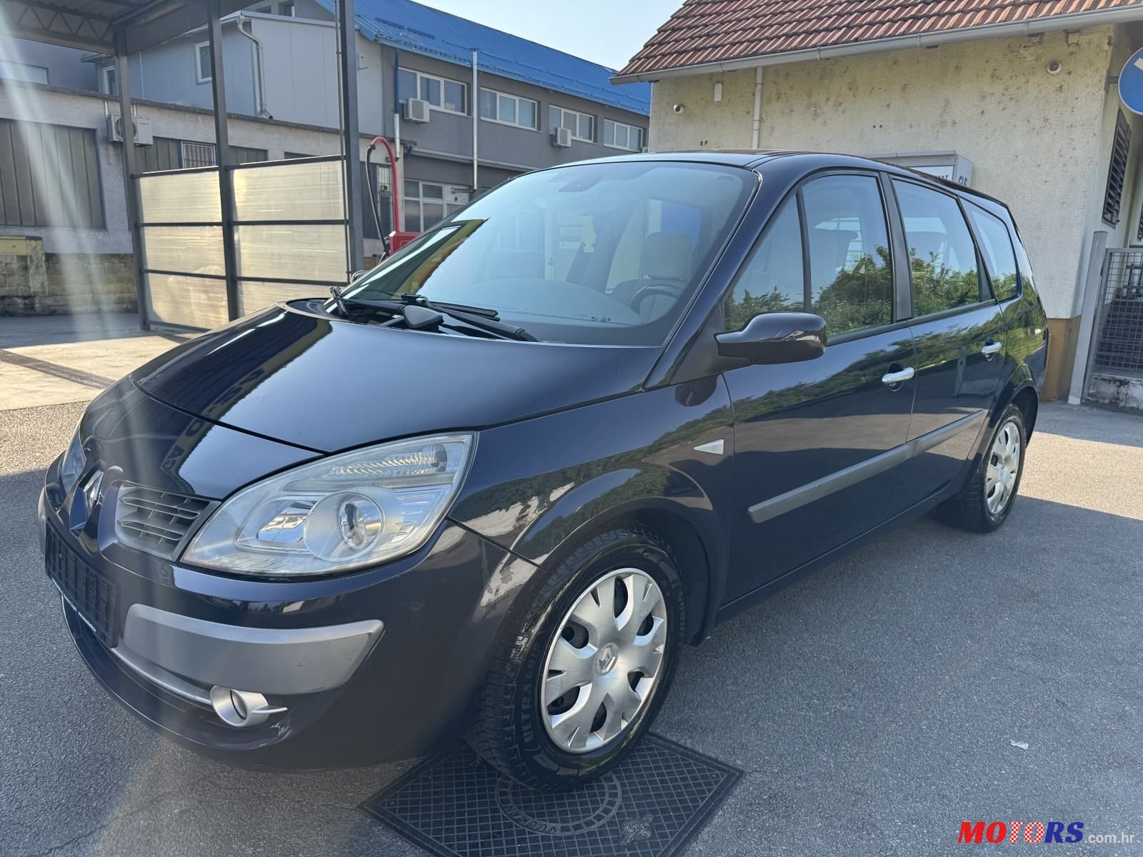 2008' Renault Scenic 1,5 Dci photo #1