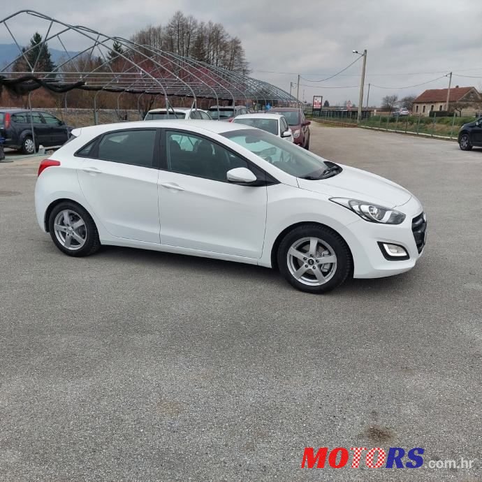 2015' Hyundai i30 1,6 Crdi photo #3