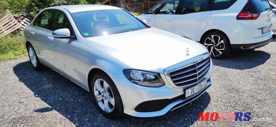 2016' Mercedes-Benz E-Klasa 200 photo #2