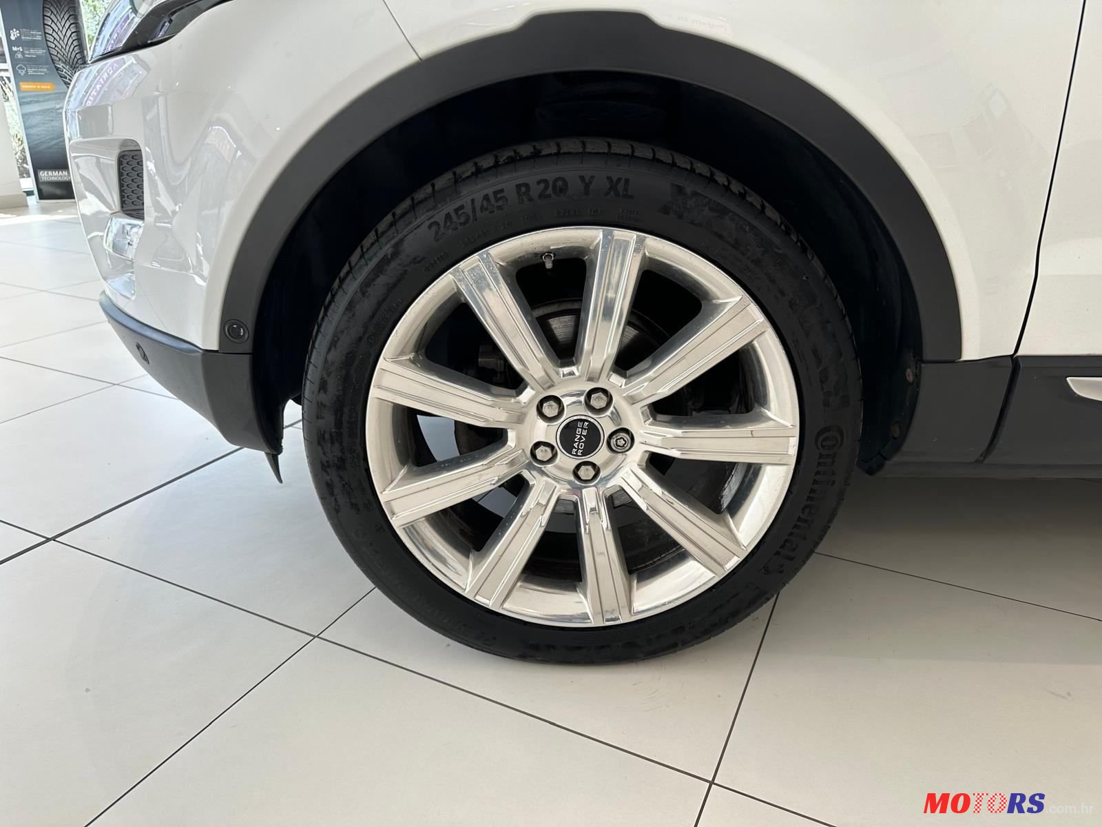 2012' Land Rover Range Rover Evoque 2.2 Sd4 photo #3