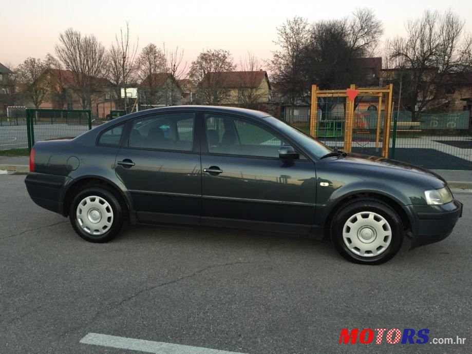 2000' Volkswagen Passat 1,9 Tdi photo #2