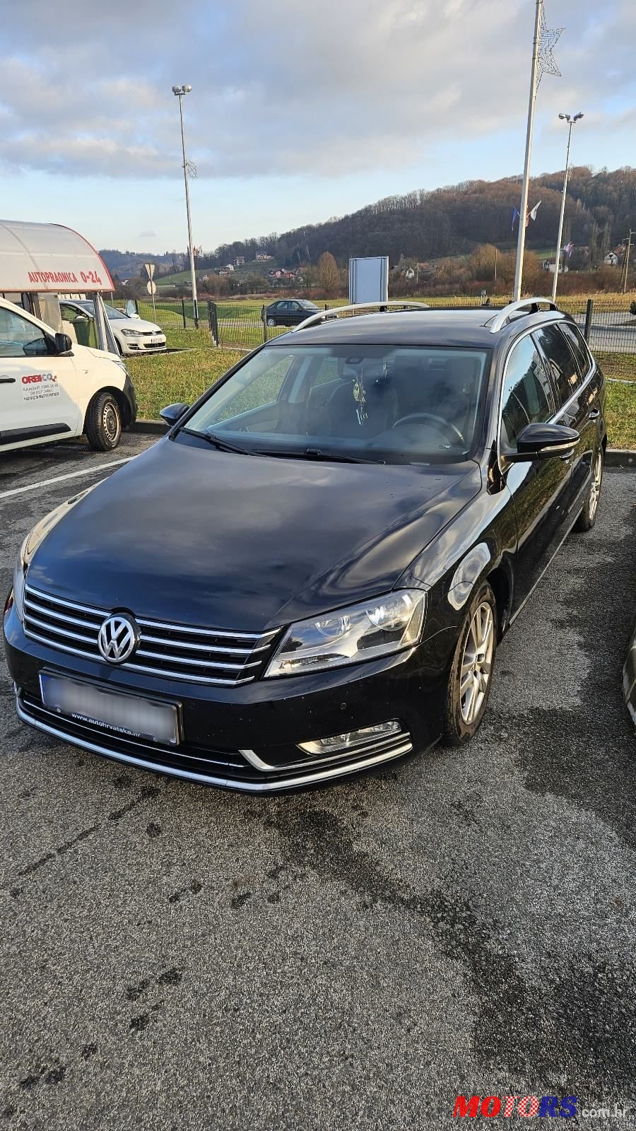 2014' Volkswagen Passat Variant photo #2