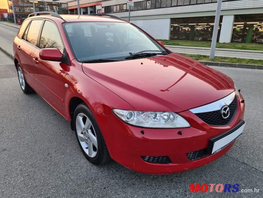 2004' Mazda 6 Sport Combi photo #4
