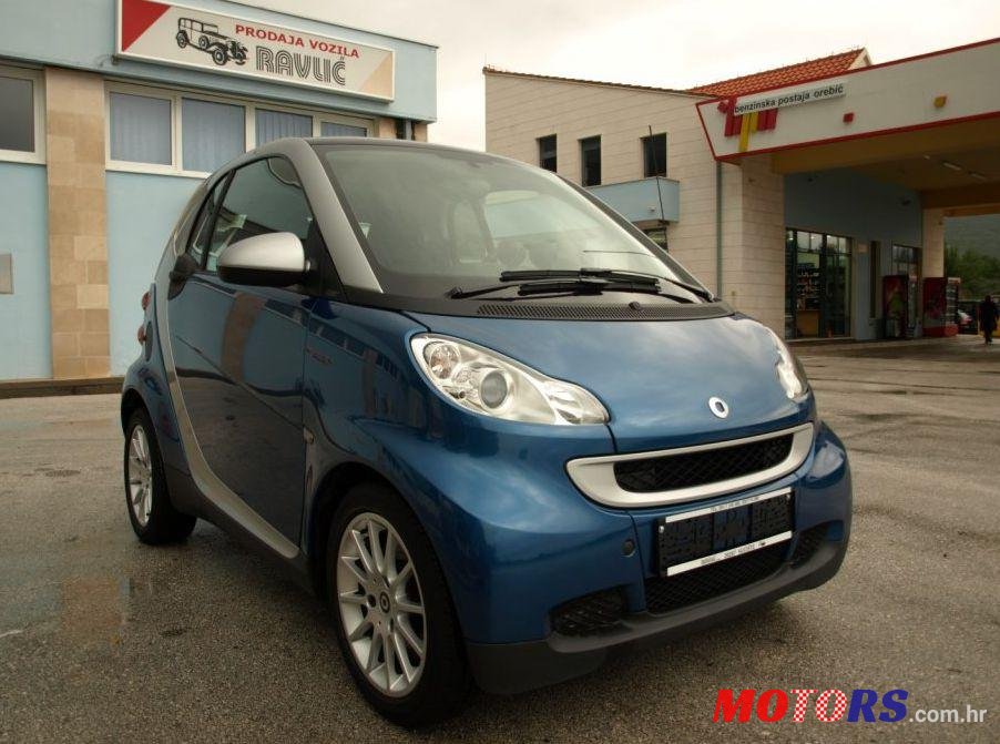 2007' Smart Fortwo Coupe Cdi Softouch photo #2