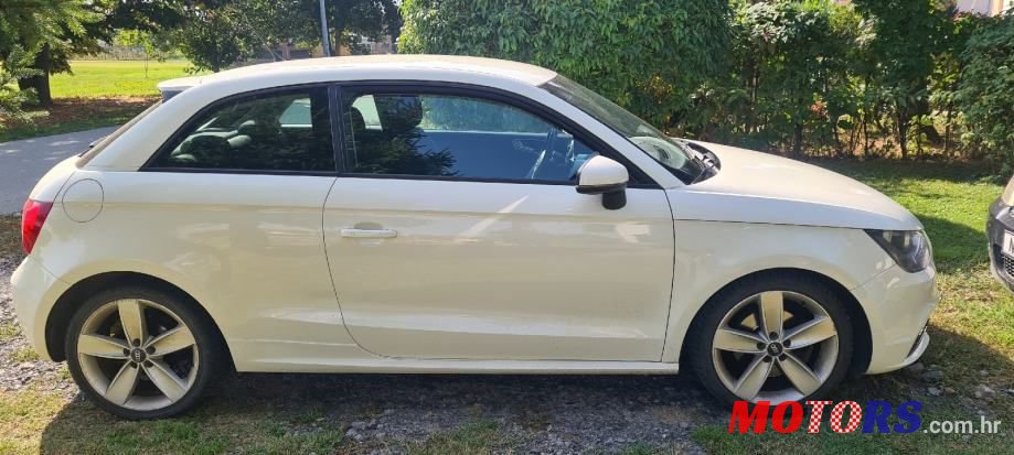2011' Audi A1 1,6 Tdi photo #4