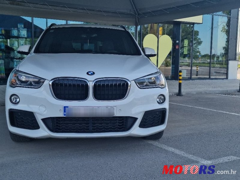 2017' BMW X1 18D photo #6