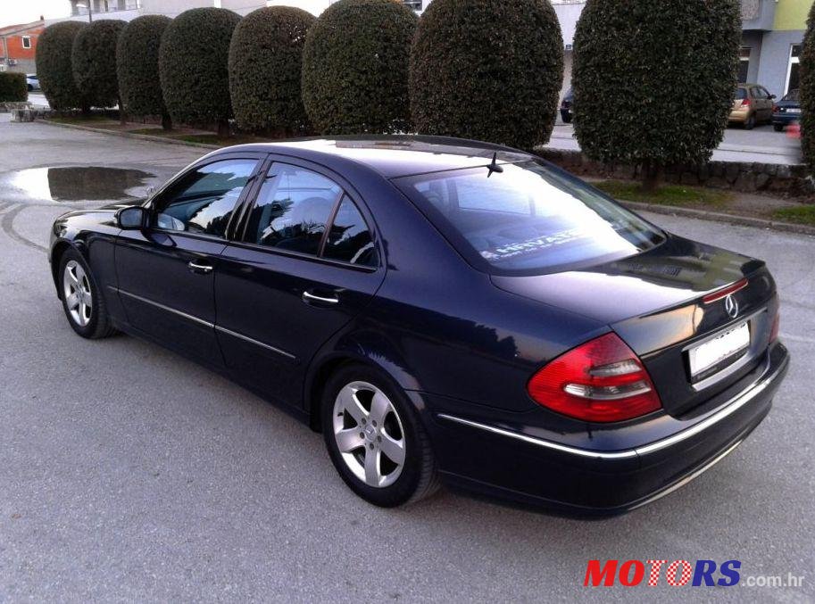 2003' Mercedes-Benz E-Klasa 220 Cdi photo #2