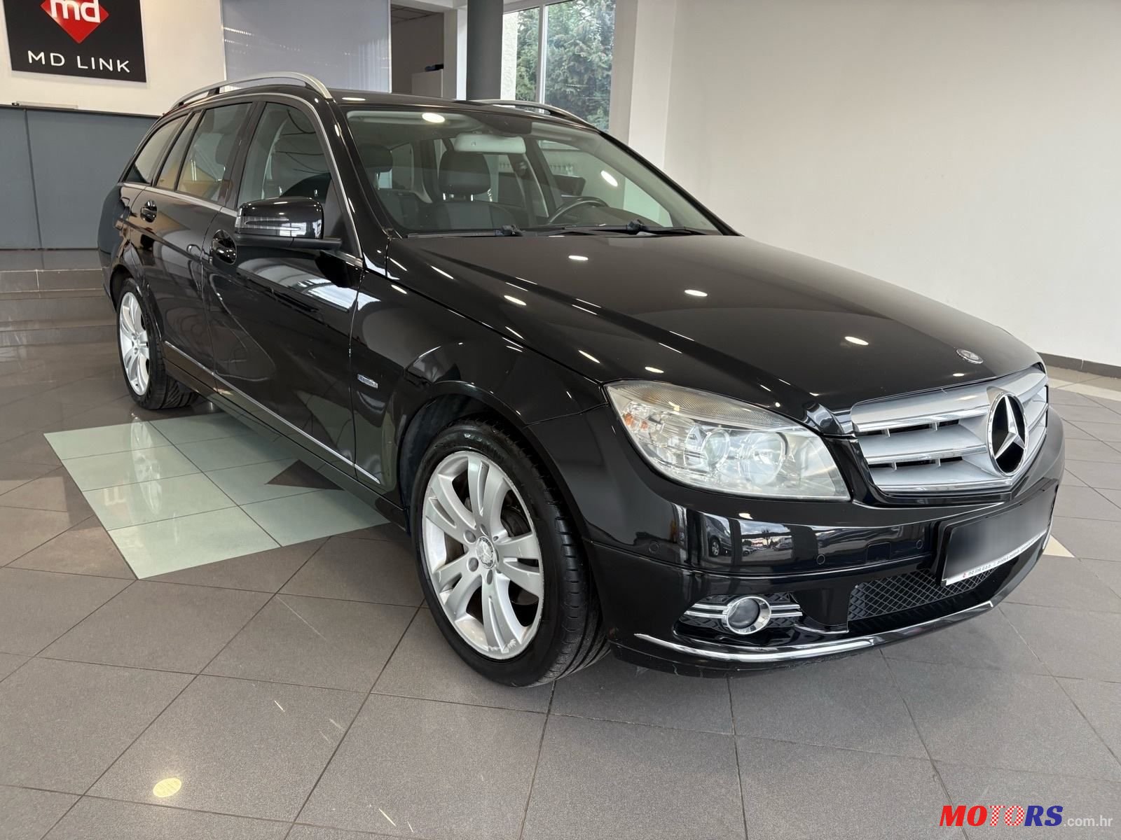 2010' Mercedes-Benz C-Klasa 220 Cdi T photo #2