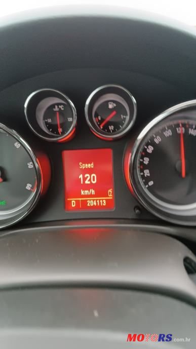 2011' Opel Insignia 2,0 Cdti photo #4